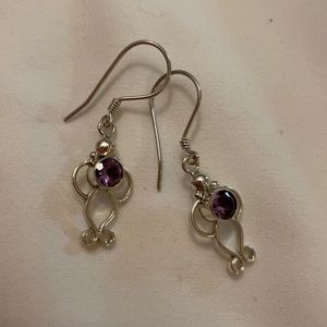 NEW DANGLE DROP NATURAL FACETED PURPLE AMETHYST CENTER STONE WITH CURVY SETTING